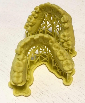 Фотополимерная смола FunToDo Dentifix-3D Modelling LR для SLA, песочно-жёлтый (250 гр)